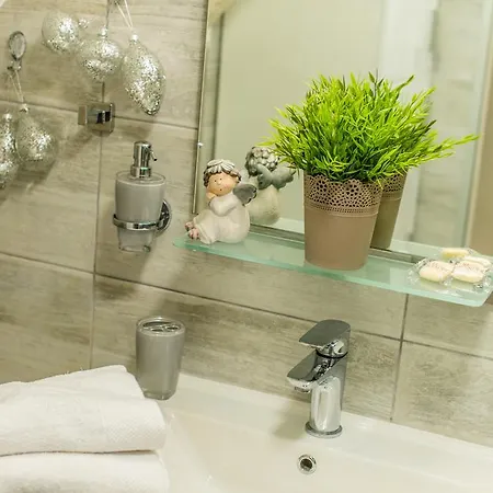 شقة Yellow Flower روفينج