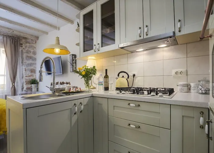 Yellow Flower Rovinj