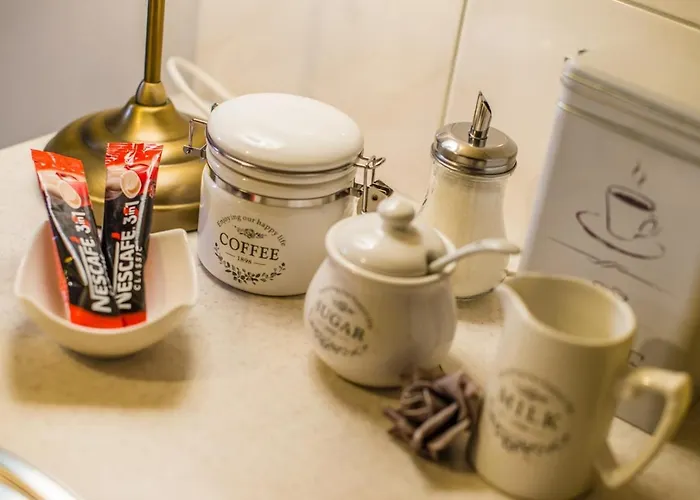 Yellow Flower Ρόβινι