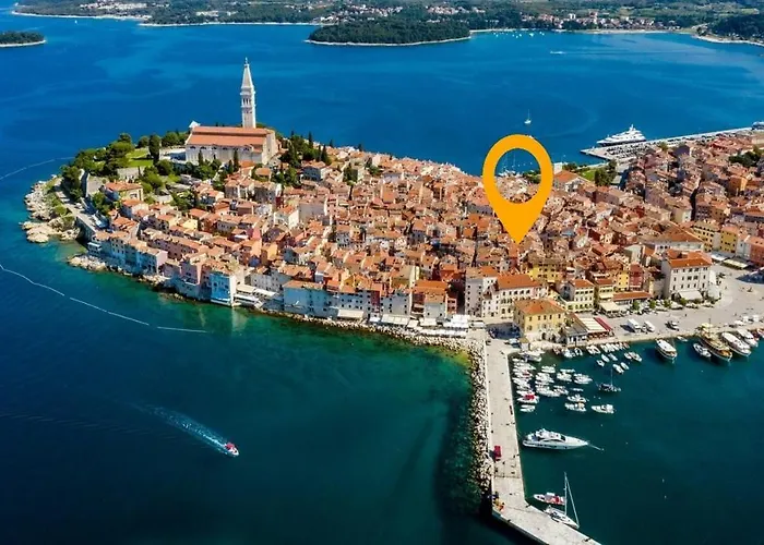 Yellow Flower Apartment Rovinj